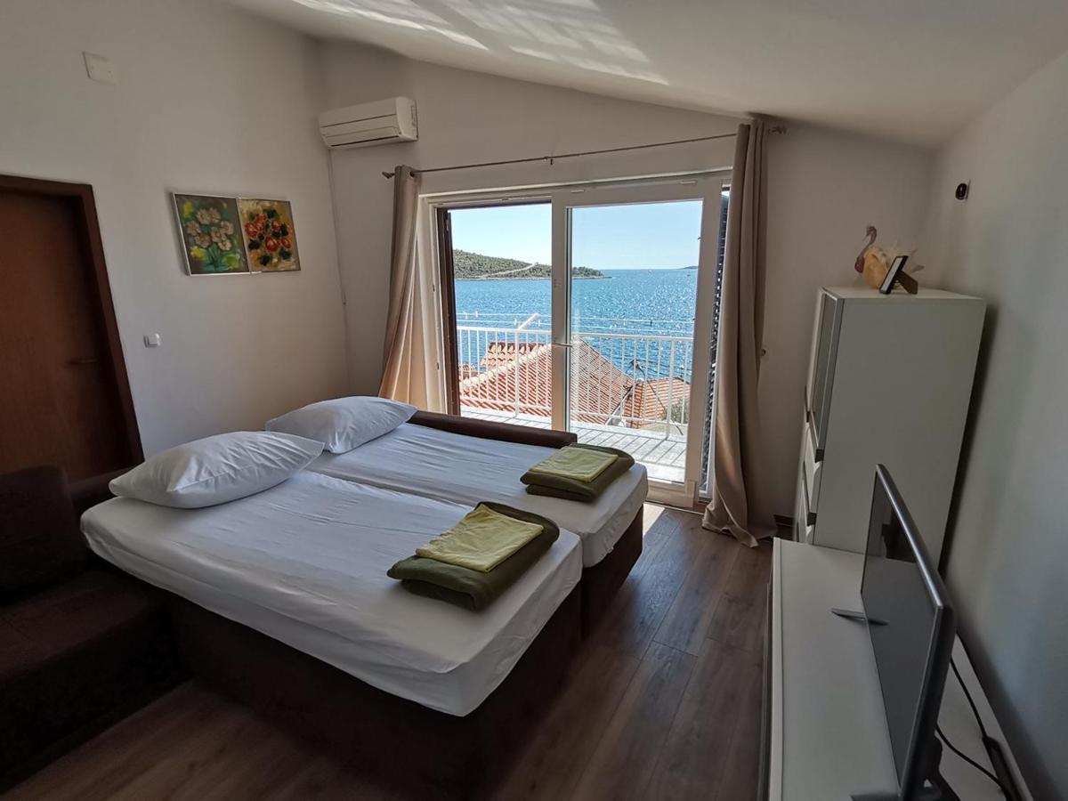 Apartment Zdravka Primosten Luaran gambar
