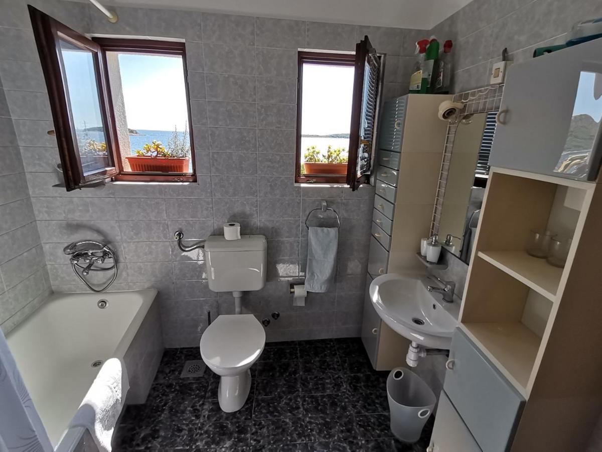 Apartment Zdravka Primosten Luaran gambar